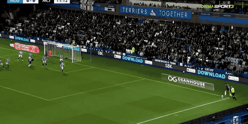 关于赛地聚焦：意大利杯赛前热度飙升，犹他爵士队长鼓劲，气氛紧张，赛程密集仍需轮换的信息